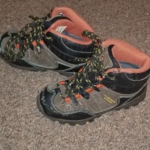 Boy toddler 12m hiking stone canyon waterproof